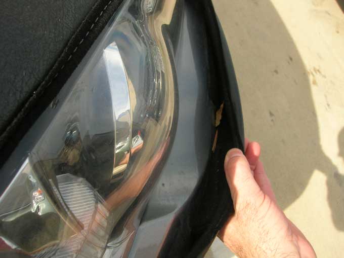 A traditional black bra cannot follow the contours of your vehicle